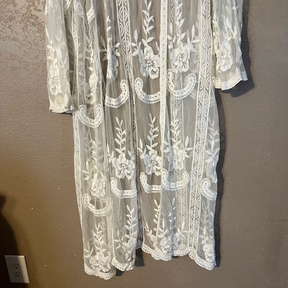 lace cover-up honey punch Brand - Picture 5 of 8